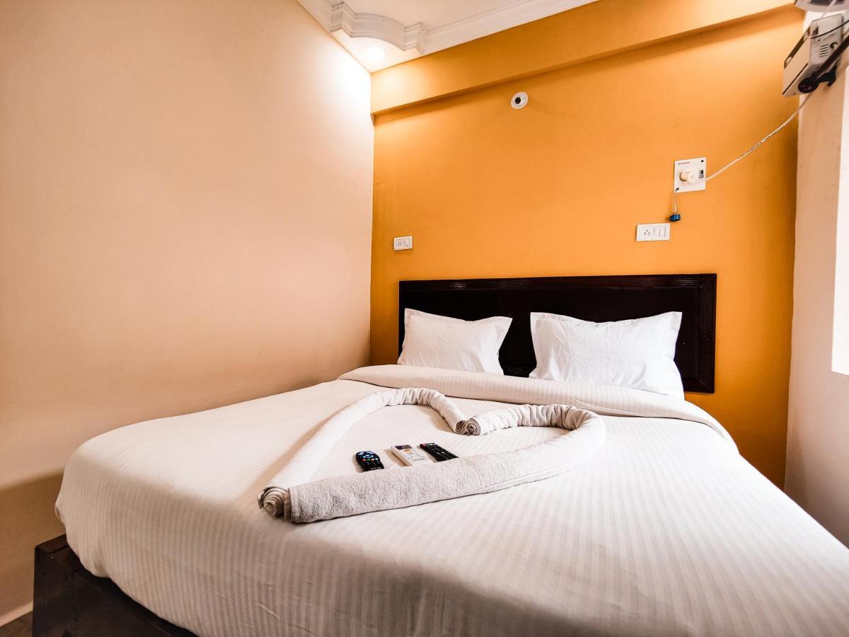 Hotel Candolim Aloft Kültér fotó